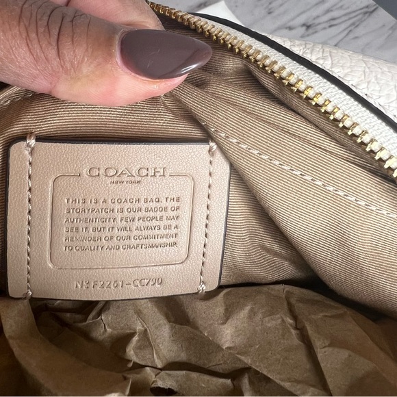 Women’s handbag (Coach Jamie Camera Leather Bag Crossbody) - Picture 3 of 5